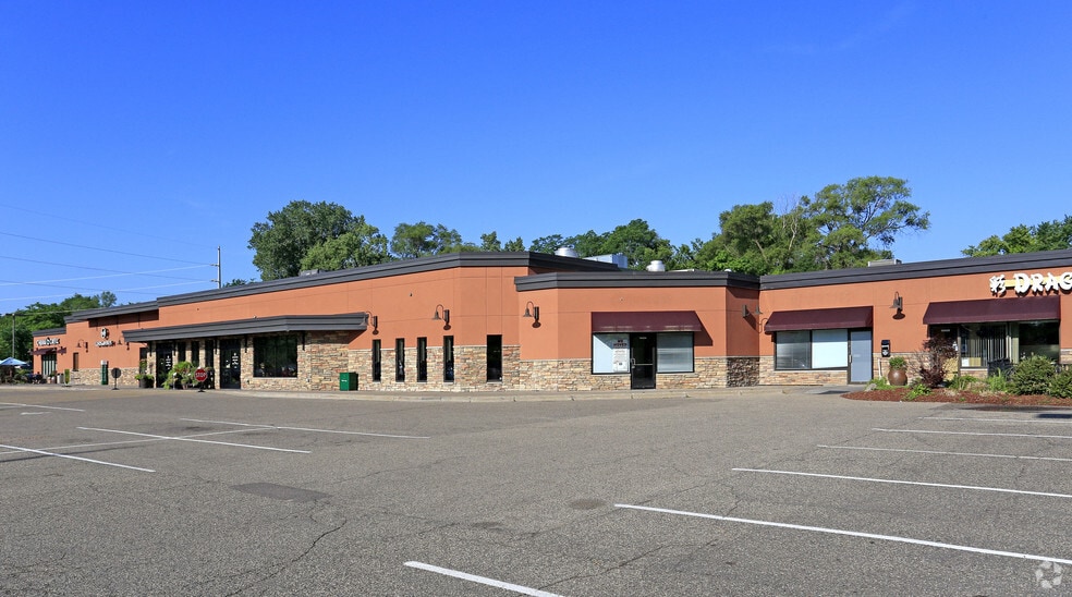 14400 Excelsior Blvd, Minnetonka, MN for lease - Building Photo - Image 1 of 3