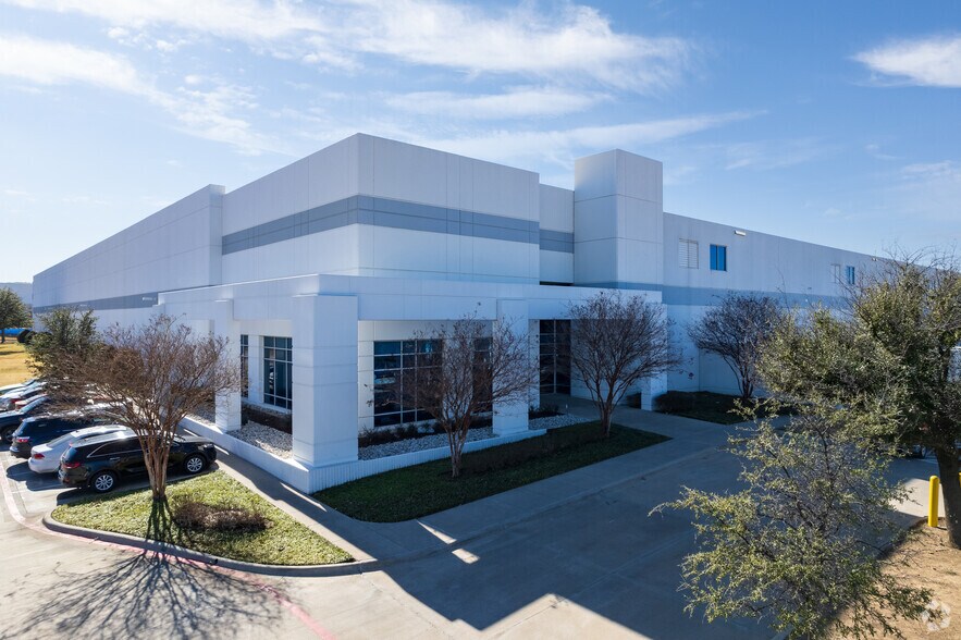 4800 Henrietta Creek Rd, Fort Worth, TX for sale - Primary Photo - Image 1 of 1