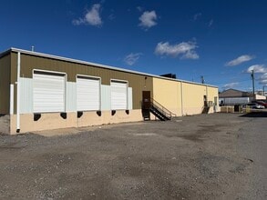 6505 Pulaski Hwy, Rosedale, MD for lease Building Photo- Image 1 of 7