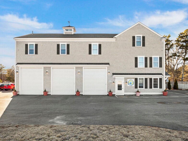 311 Paddocks Path, Dennis, MA for sale - Building Photo - Image 3 of 24