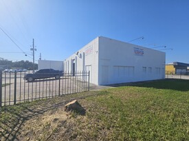 2698 S Orange Blossom Trl, Orlando FL - Warehouse