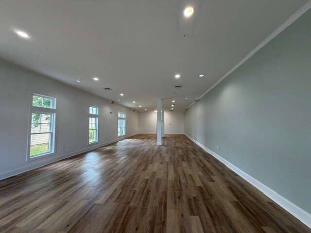 11382 Ocean Hwy, Pawleys Island, SC for lease Interior Photo- Image 1 of 8