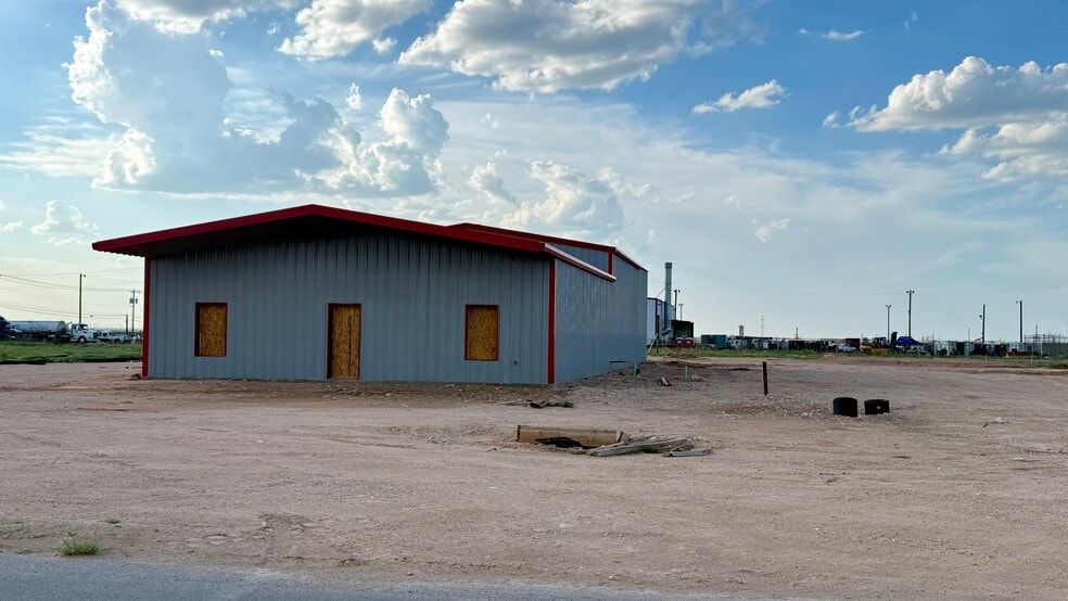 1810 N FM 1788, Midland, TX for lease - Building Photo - Image 2 of 13
