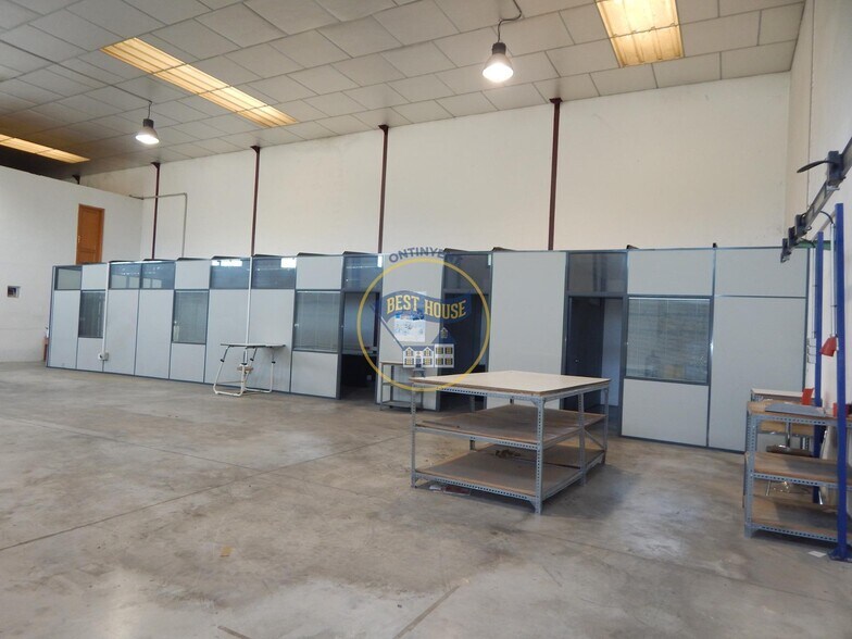 Industrial in HOSPITAL DE ÓRBIGO for lease - Building Photo - Image 2 of 16