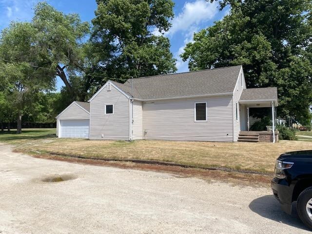 2141 Logan Ave, Waterloo, IA for sale - Building Photo - Image 3 of 37