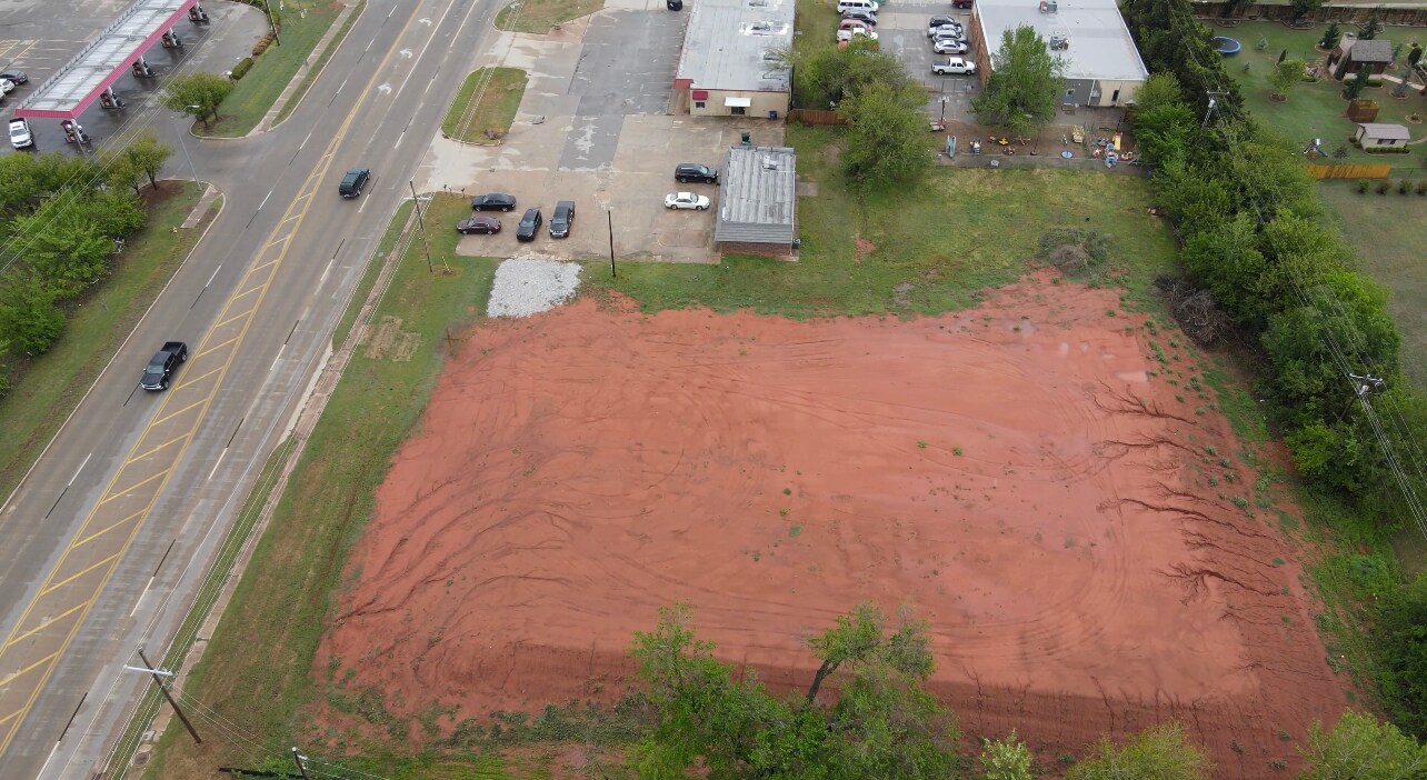 1710 W State Highway 152, Mustang, OK 73064