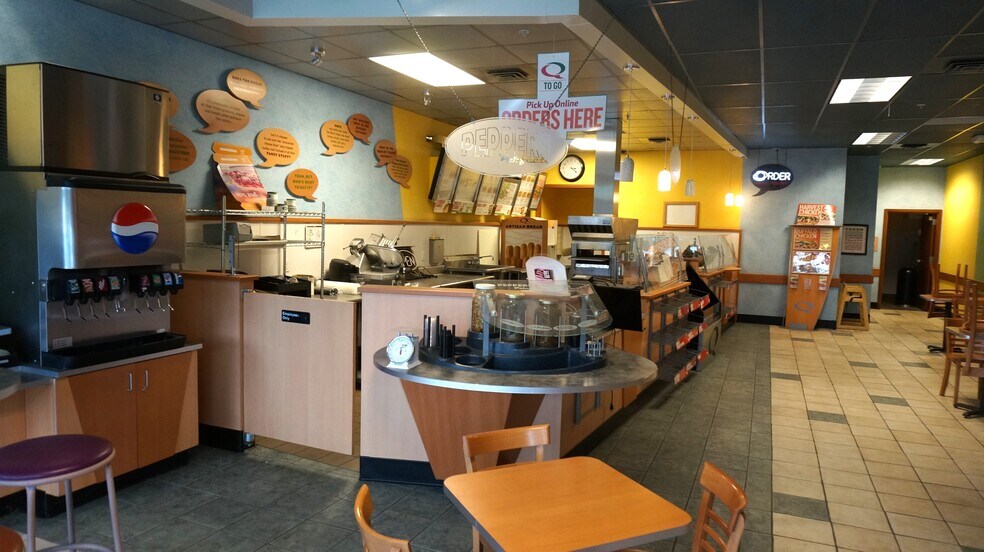 801 W Davis St, Cle Elum, WA for lease - Interior Photo - Image 2 of 7