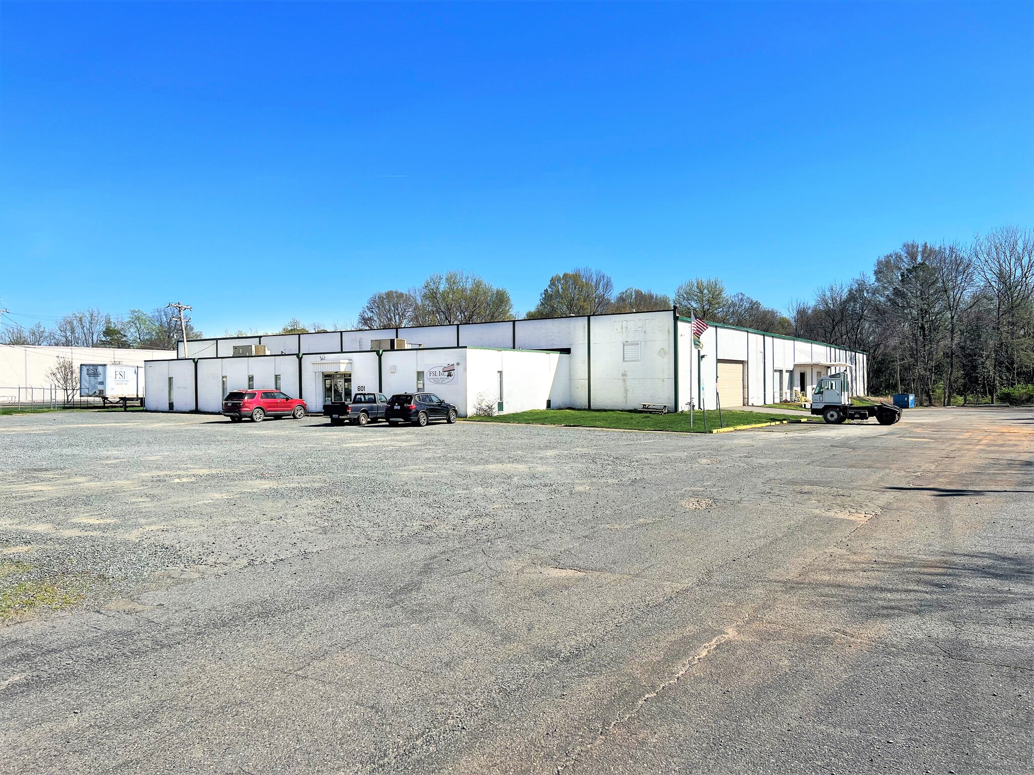 601 Gulf Dr, Charlotte, NC for sale Building Photo- Image 1 of 1