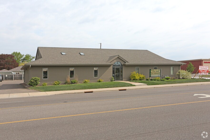 2142 Brackett Ave, Eau Claire, WI 54701