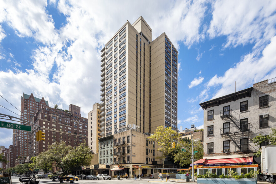 1400 Third Ave, New York, NY for sale - Primary Photo - Image 1 of 1