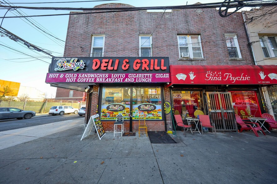 246 Avenue U, Brooklyn, NY for sale - Primary Photo - Image 1 of 5