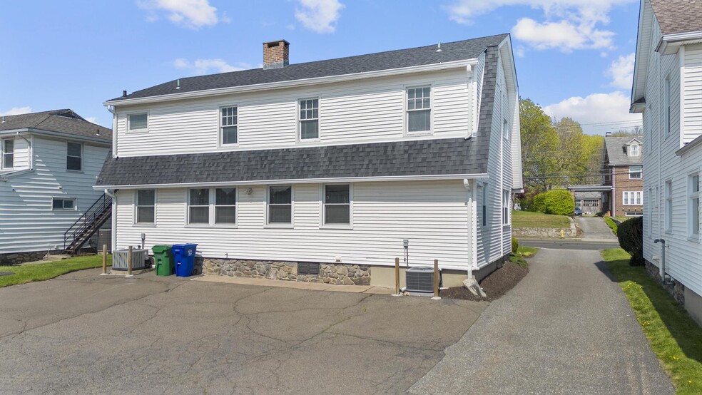 158 East Ave, Norwalk, CT for lease - Building Photo - Image 1 of 14