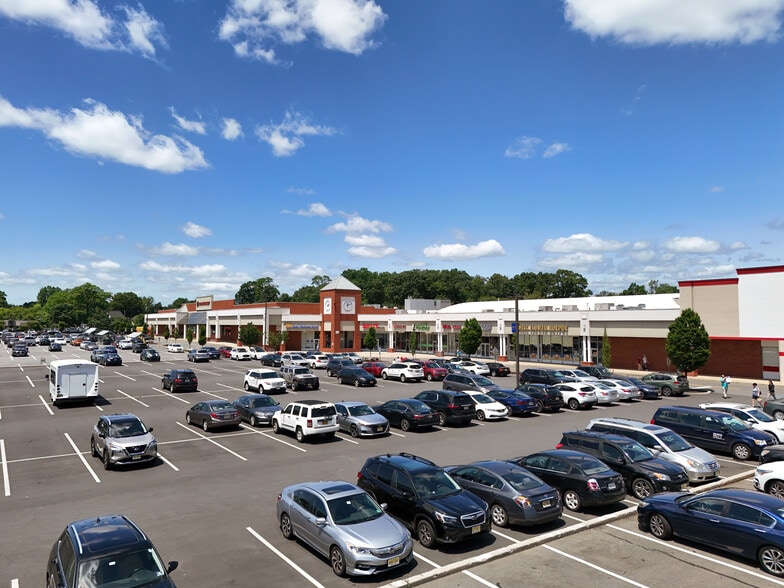 561 US Highway 1, Edison, NJ for lease - Building Photo - Image 1 of 13