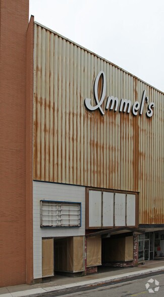 320 5th Ave, Mckeesport, PA for sale - Primary Photo - Image 1 of 1