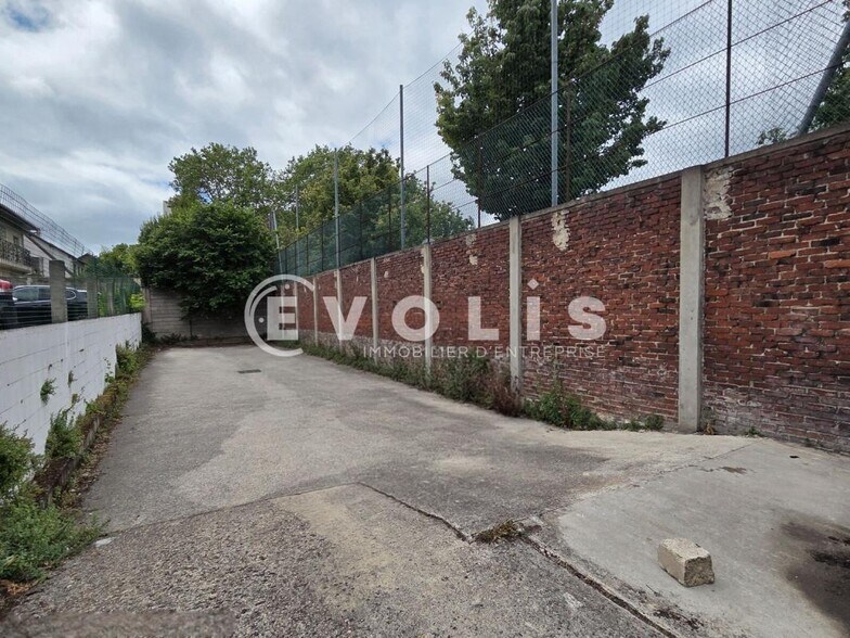 Flex in Ivry-sur-Seine for lease - Building Photo - Image 2 of 7
