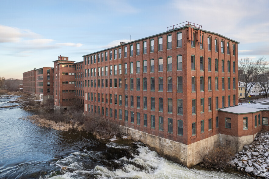 90 Bridge St, Westbrook, ME for sale - Primary Photo - Image 1 of 1