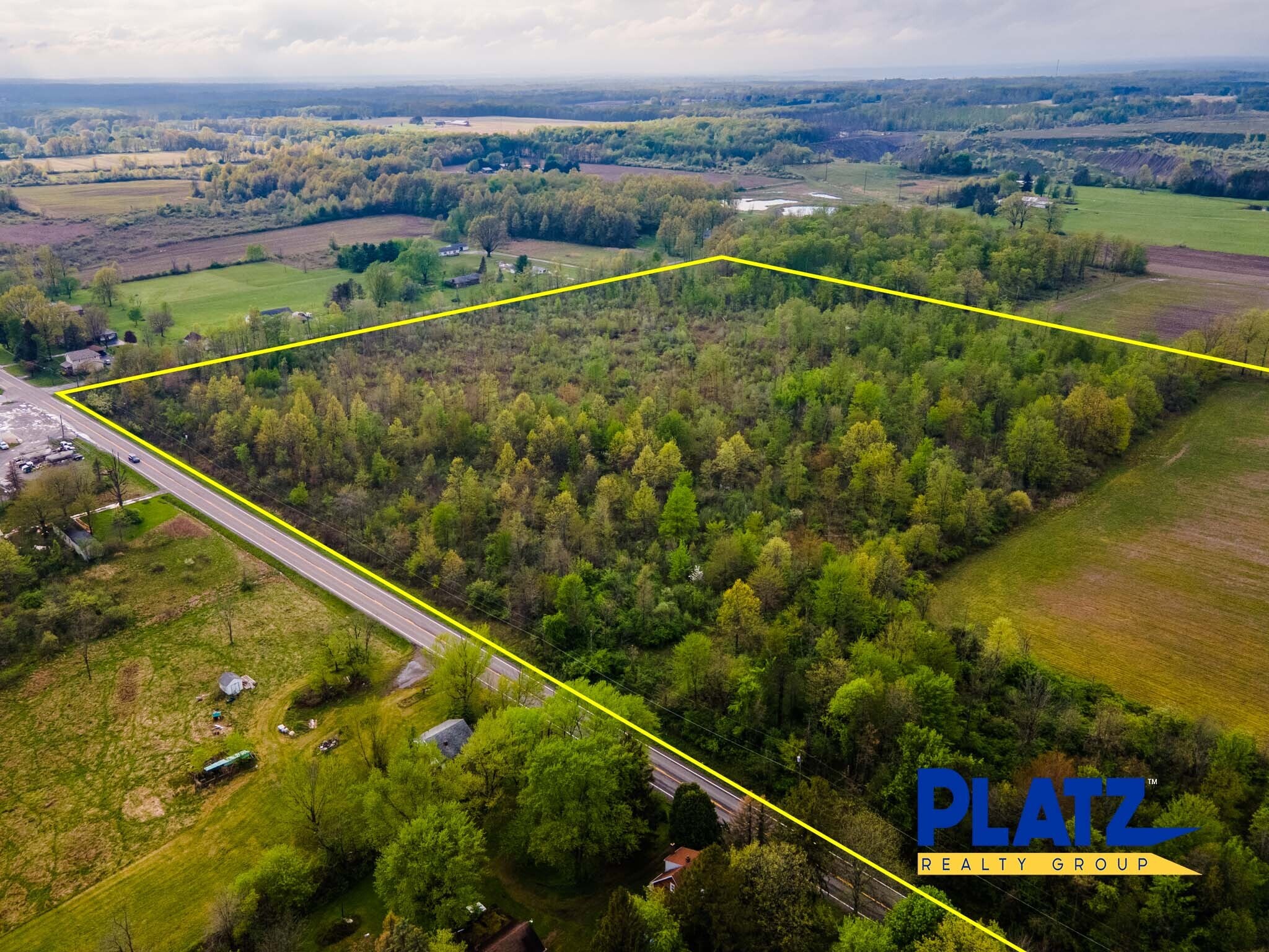E Calla Rd, New Middletown, OH for sale Primary Photo- Image 1 of 1