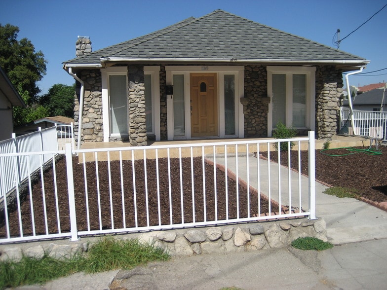 10143-10145 Mountair Ave, Tujunga, CA for sale - Building Photo - Image 3 of 7