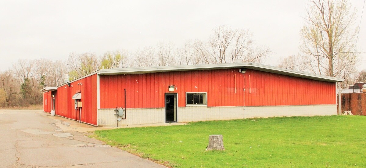 2101 Mill Rd, Flint, MI for sale Primary Photo- Image 1 of 1