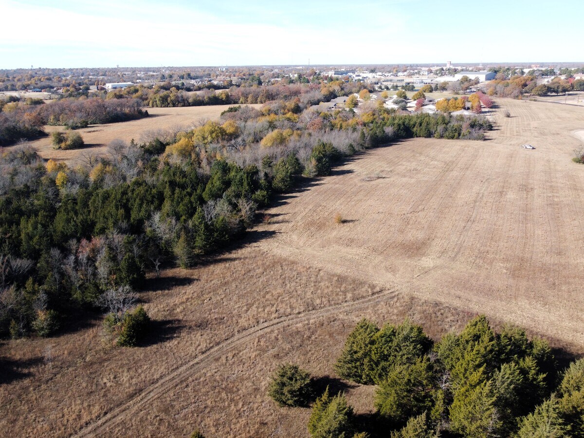 83 ac Stillhouse Rd, 75460 Paris Land for Sale