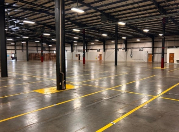 281 Industrial Dr, Gretna, VA for lease - Interior Photo - Image 2 of 13