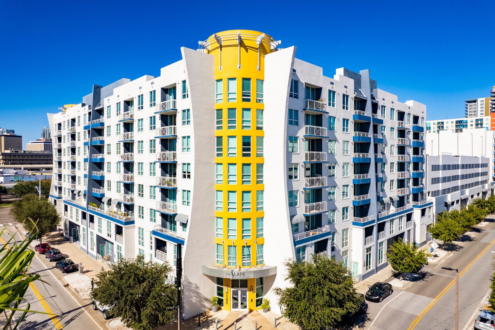 1190 E Washington St, Tampa, FL for lease Building Photo- Image 1 of 9