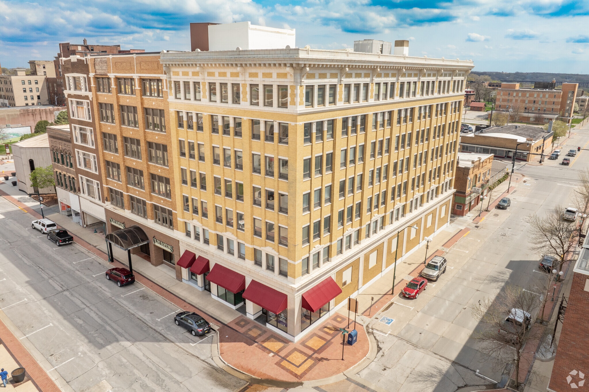 801-805 Central Ave, Fort Dodge, IA for lease Primary Photo- Image 1 of 3