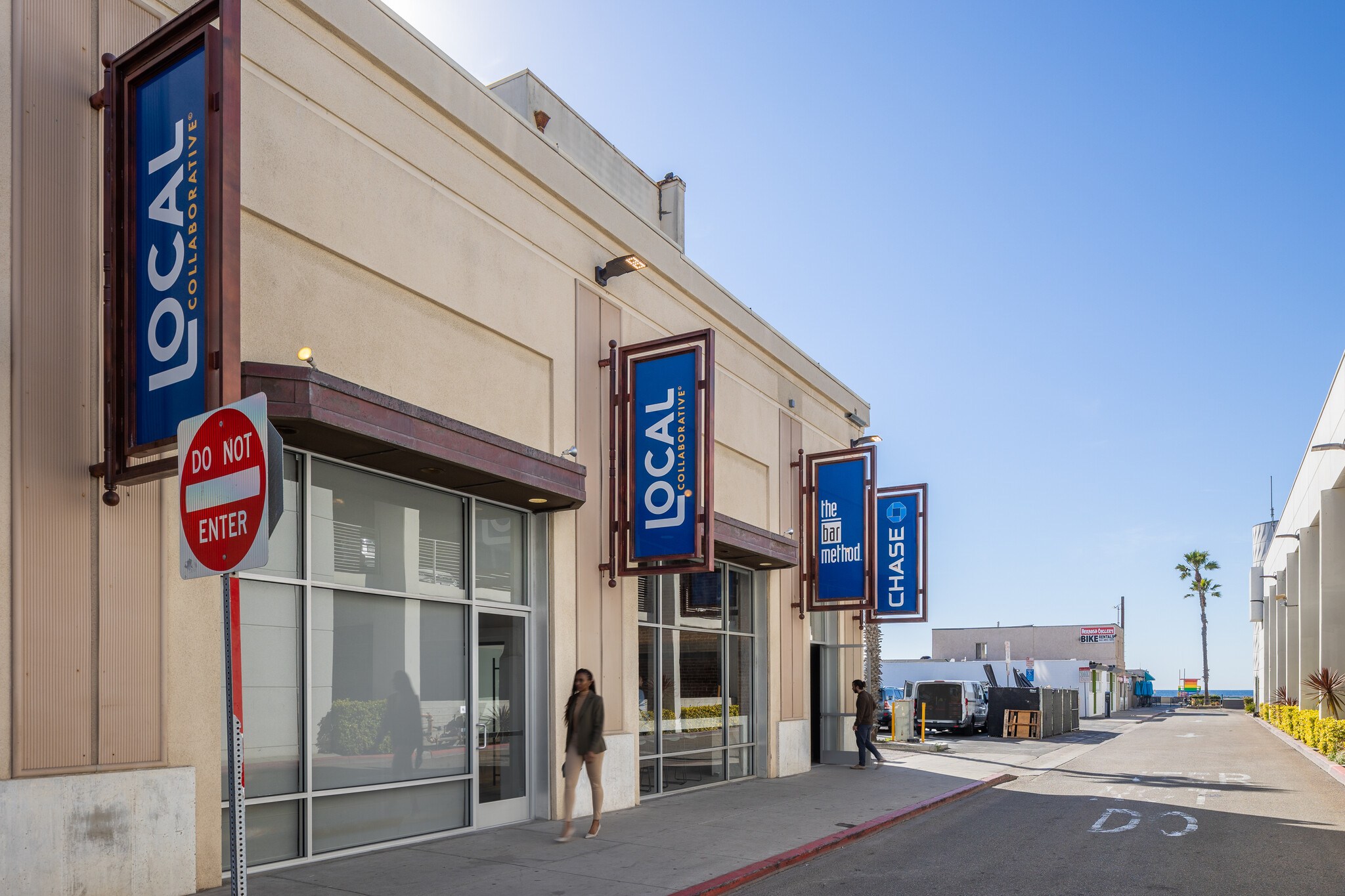 1221-1235 Hermosa Ave, Hermosa Beach, CA for lease Building Photo- Image 1 of 8