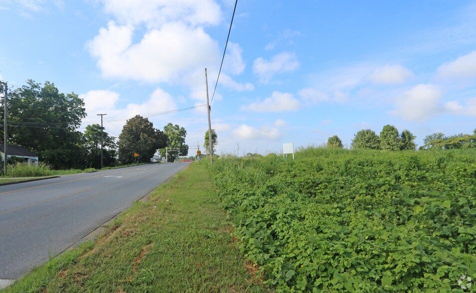 1785 Hamric Dr E, Anniston, AL for sale - Primary Photo - Image 1 of 1