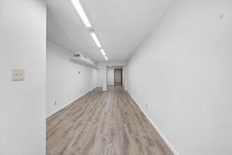 207-209 S 2nd St, Festus, MO for lease Interior Photo- Image 2 of 16