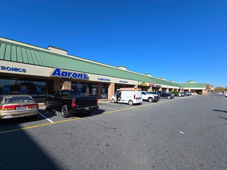 1030 Forrest Ave, Dover, DE for lease - Building Photo - Image 3 of 16