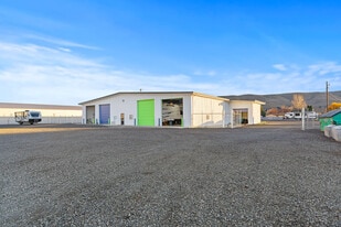 1220 Industrial Way, Union Gap WA - Warehouse