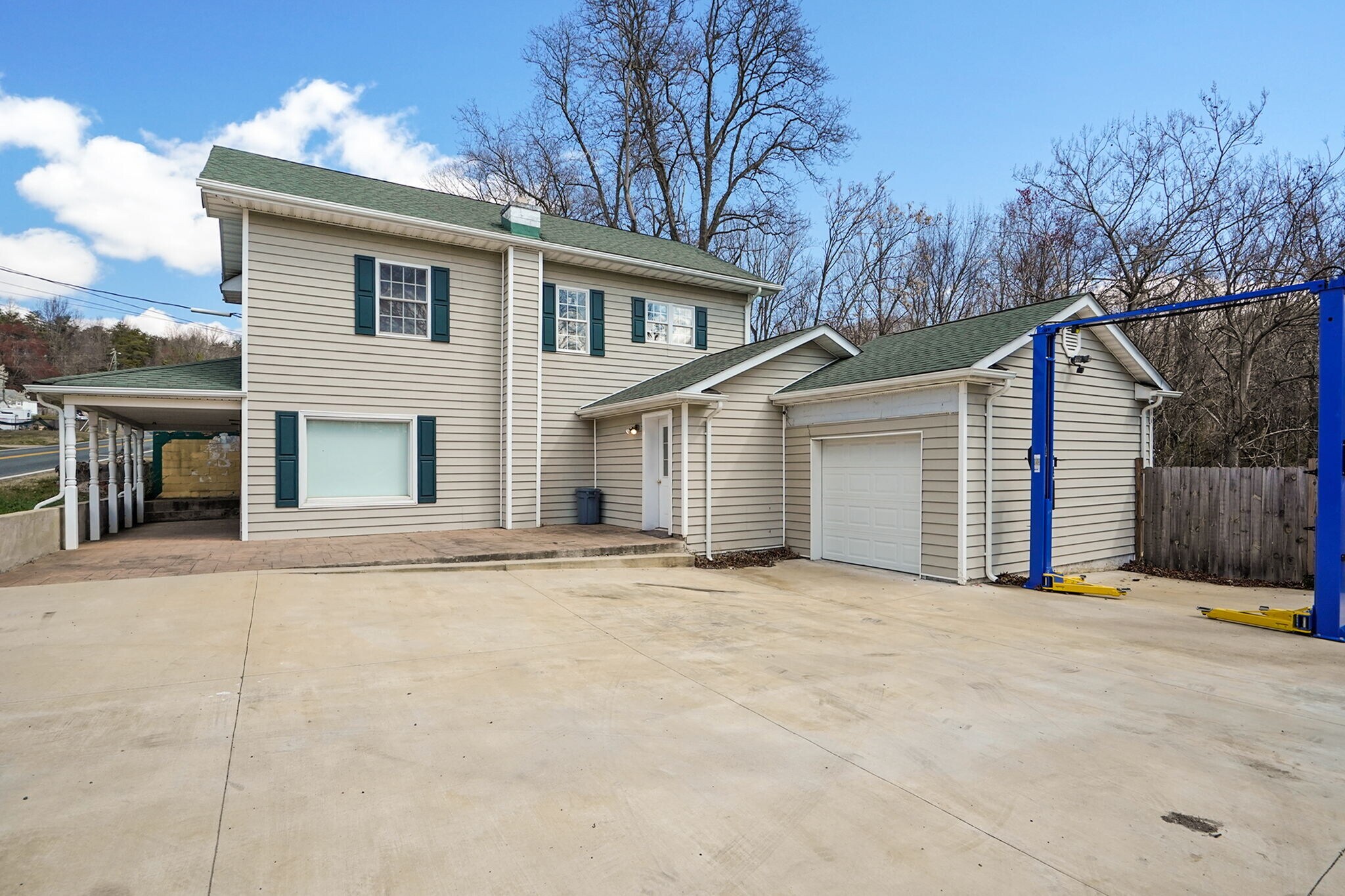 150 Truslow Rd, Fredericksburg, VA 22405 Retail for Sale