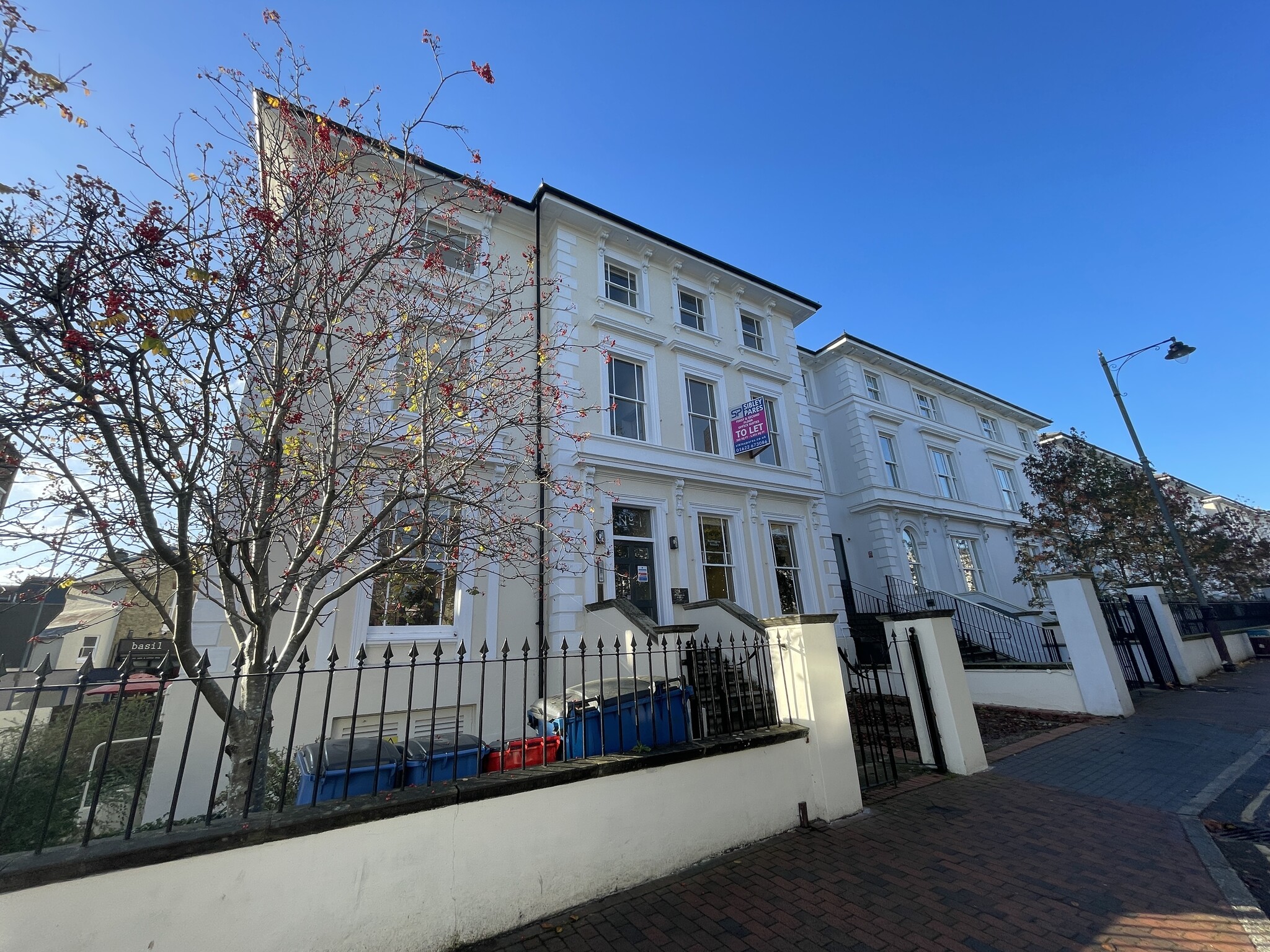 1 Mount Ephraim Rd, Tunbridge Wells for lease Building Photo- Image 1 of 10