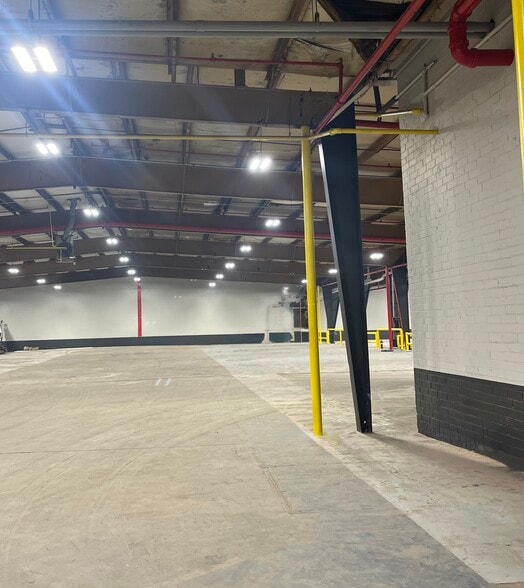 765 S Erwin St, Cartersville, GA for lease - Building Photo - Image 3 of 10