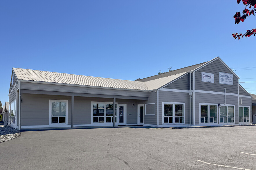 495 Spruce St, Sequim, WA for sale - Building Photo - Image 2 of 32