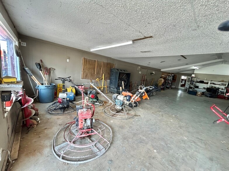 2818 E Hwy 82, Gainesville, TX for sale - Building Photo - Image 3 of 17