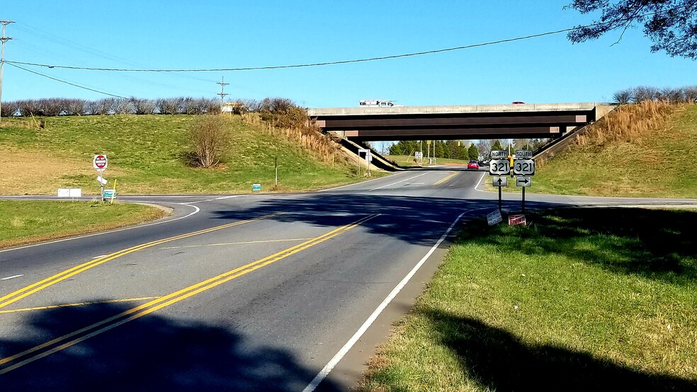 3371 W NC-10 Hwy, Newton, NC for sale - Building Photo - Image 1 of 1