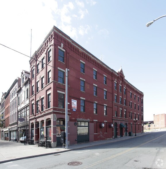 388 Broadway, Albany, NY for lease - Primary Photo - Image 1 of 9