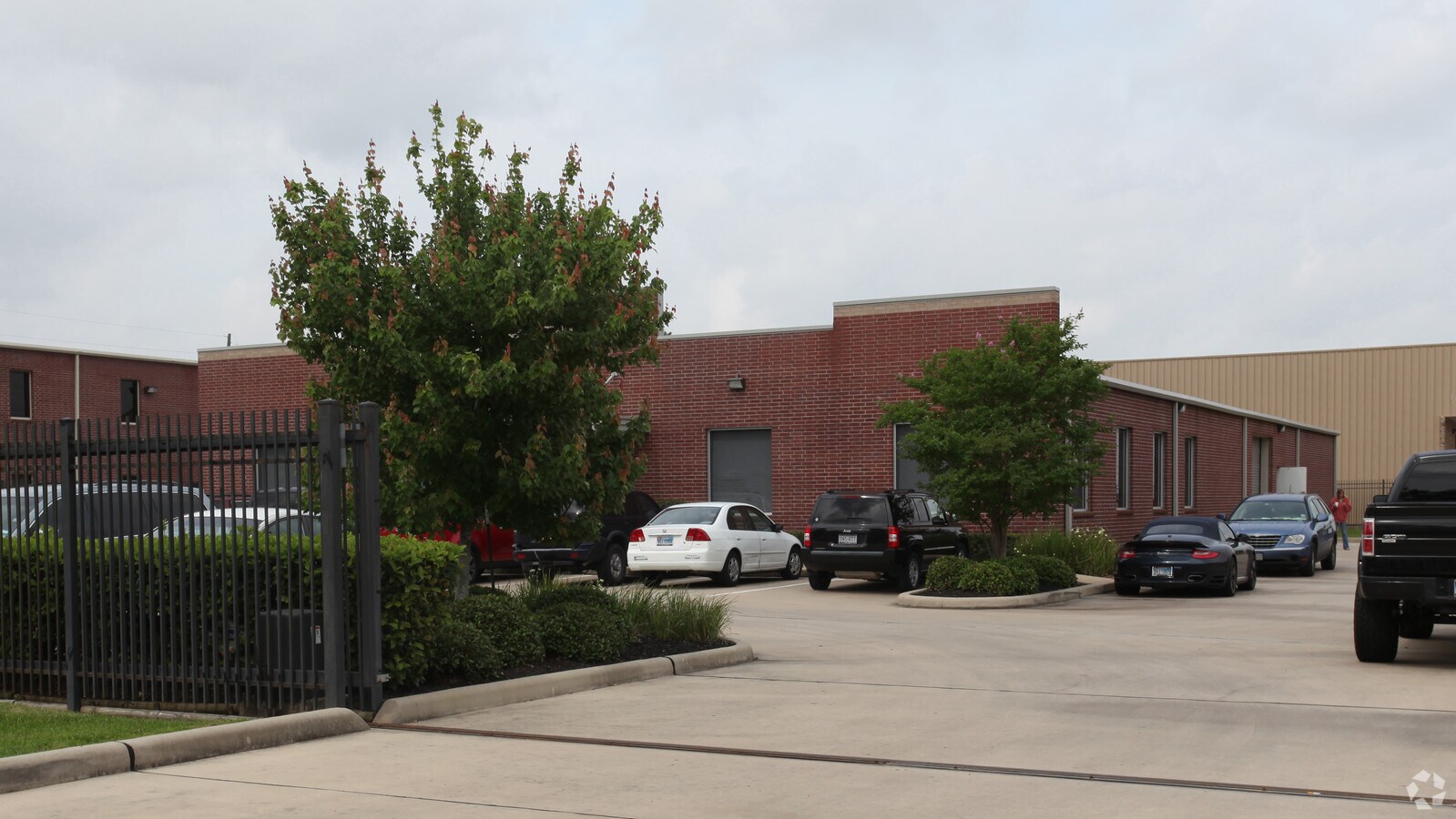 10959 Cutten Rd, Houston, TX 77066