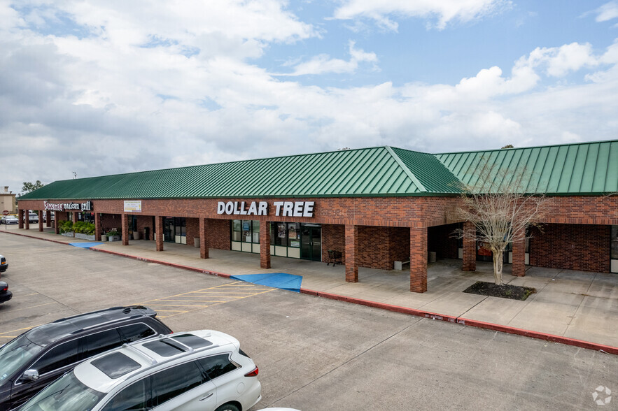 14001-14065 Delany Rd, La Marque, TX for lease - Building Photo - Image 2 of 29