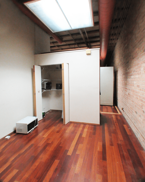 117-121 N Jefferson St, Chicago, IL for lease - Interior Photo - Image 3 of 8