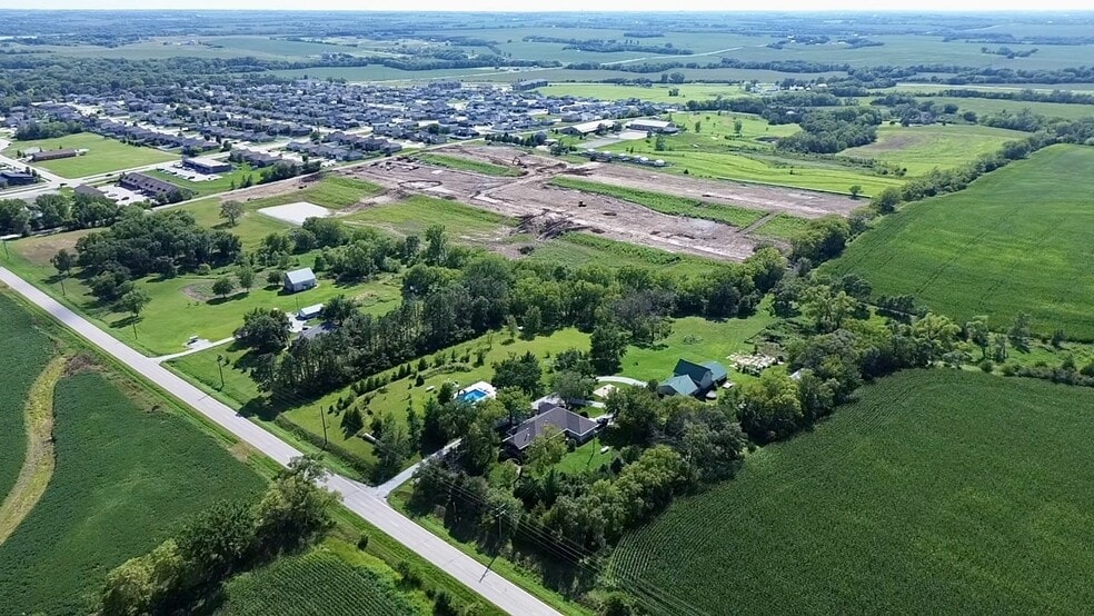 17879 S 68th St, Hickman, NE for sale - Building Photo - Image 3 of 8