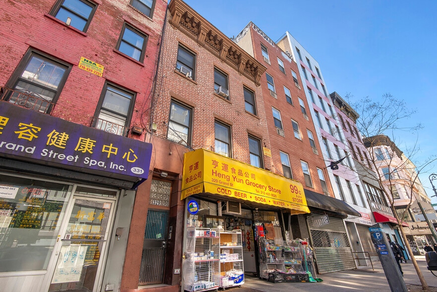 329 Grand St, New York, NY for sale - Primary Photo - Image 1 of 11