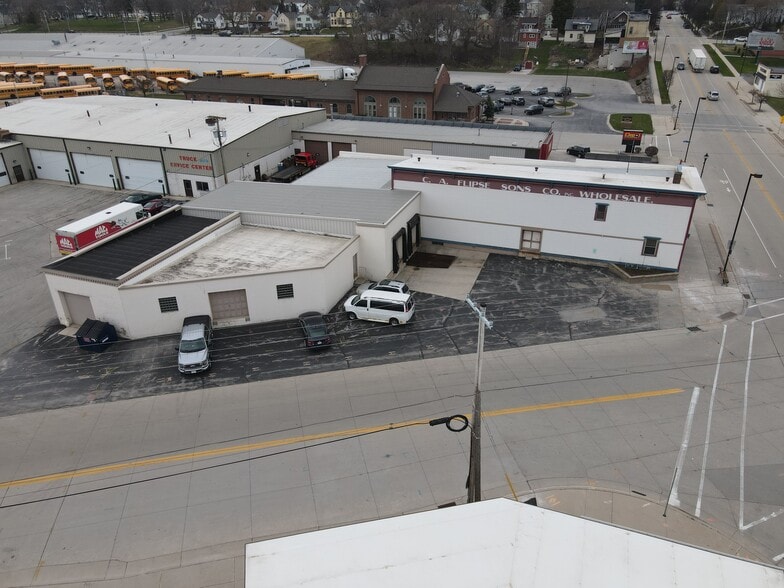 1119 Pennsylvania Ave, Sheboygan, WI for sale - Building Photo - Image 2 of 16