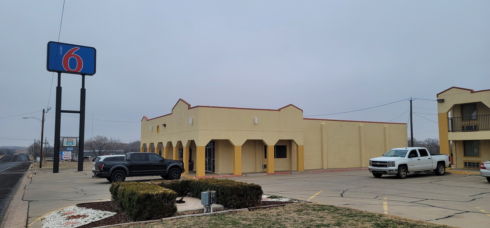 1006 E 12th St, Shamrock, TX for sale Primary Photo- Image 1 of 1