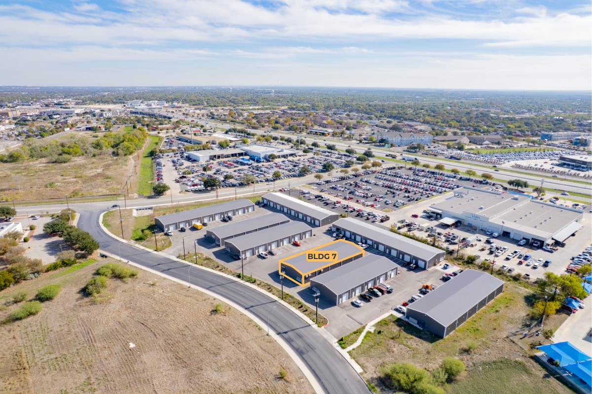 2203 Cascade Pky, San Antonio, TX for lease Interior Photo- Image 1 of 1