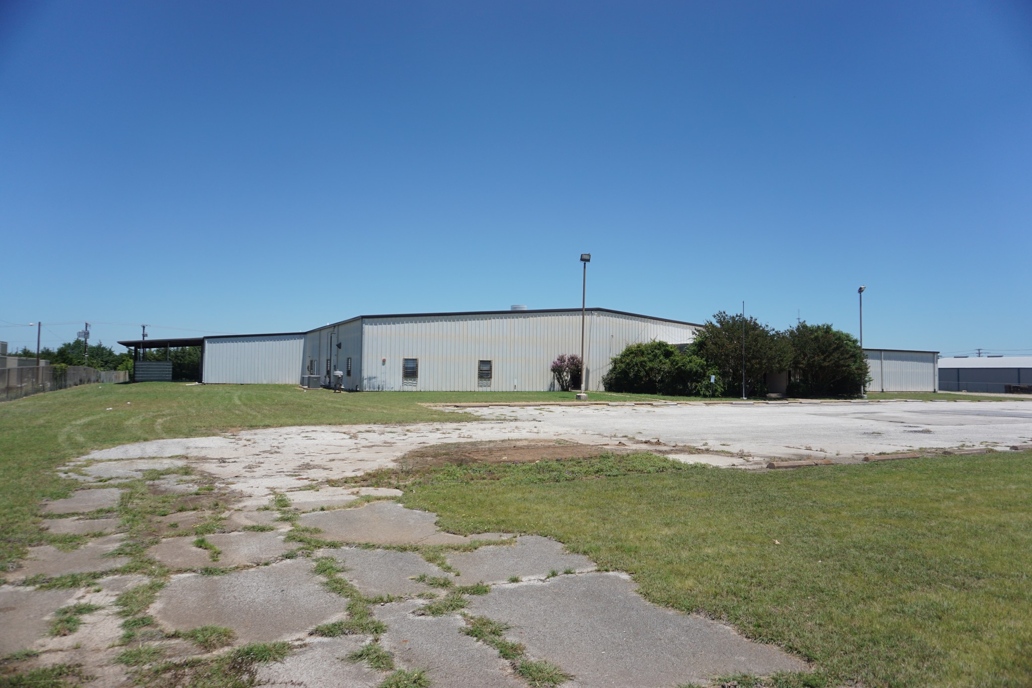 1501 Commerce Blvd, Denison, TX for sale Building Photo- Image 1 of 1