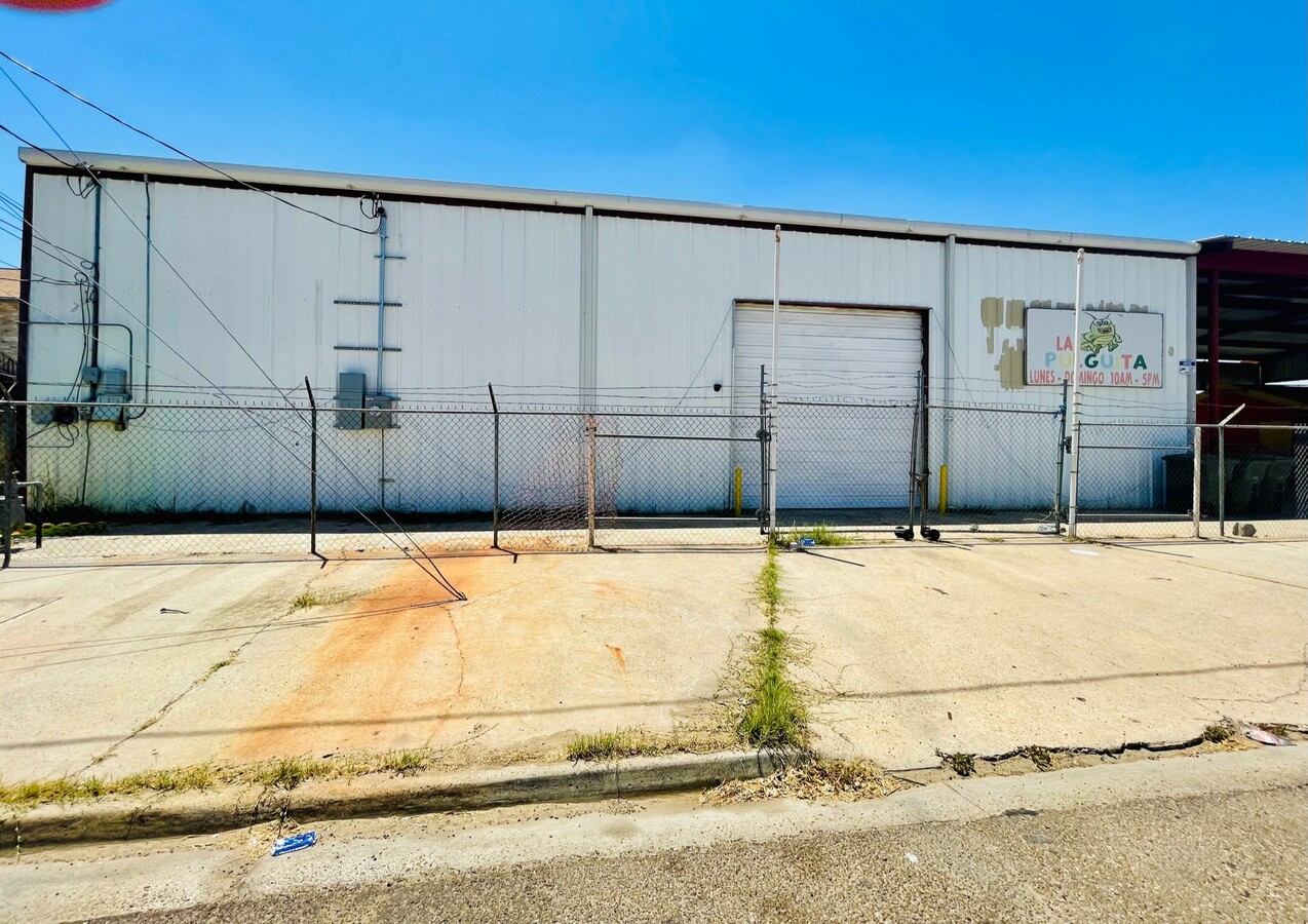 1719 N Arkansas Ave, Laredo, TX 78043 | LoopNet