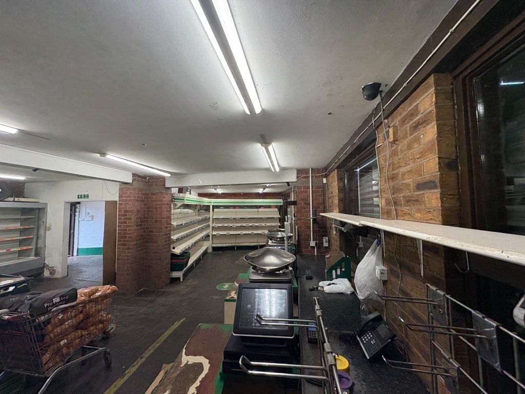 454-458 Ormskirk Rd, Wigan for lease Interior Photo- Image 1 of 2